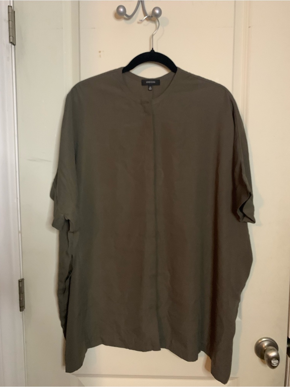 Babaton Aritzia Howard Tunic Olive Green Band-Collar Shirt with Pockets Sz XXS